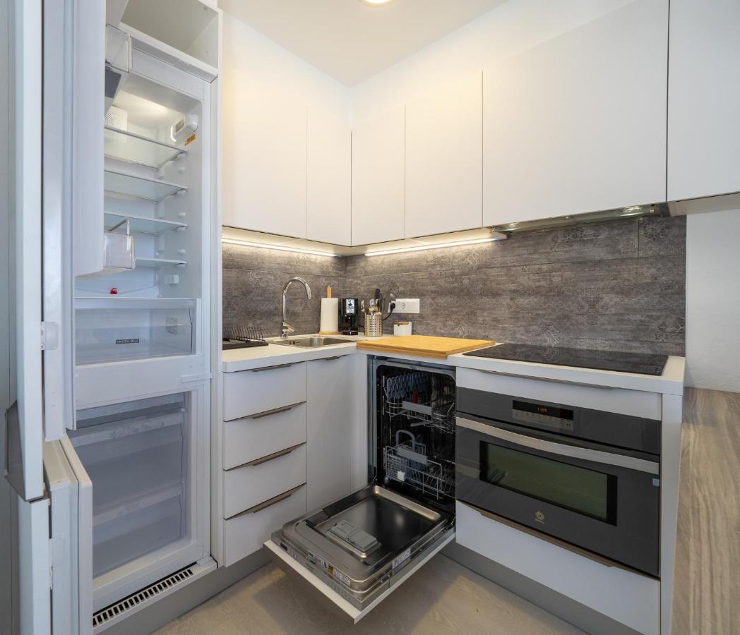 Precioso Apartamento Reformado Con Vistas A Playa Son Bou Exterior photo