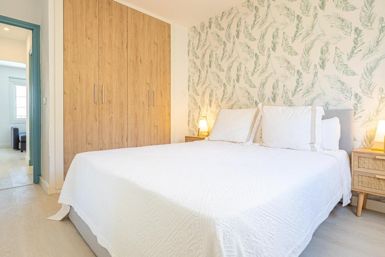 Precioso Apartamento Reformado Con Vistas A Playa Son Bou Exterior photo
