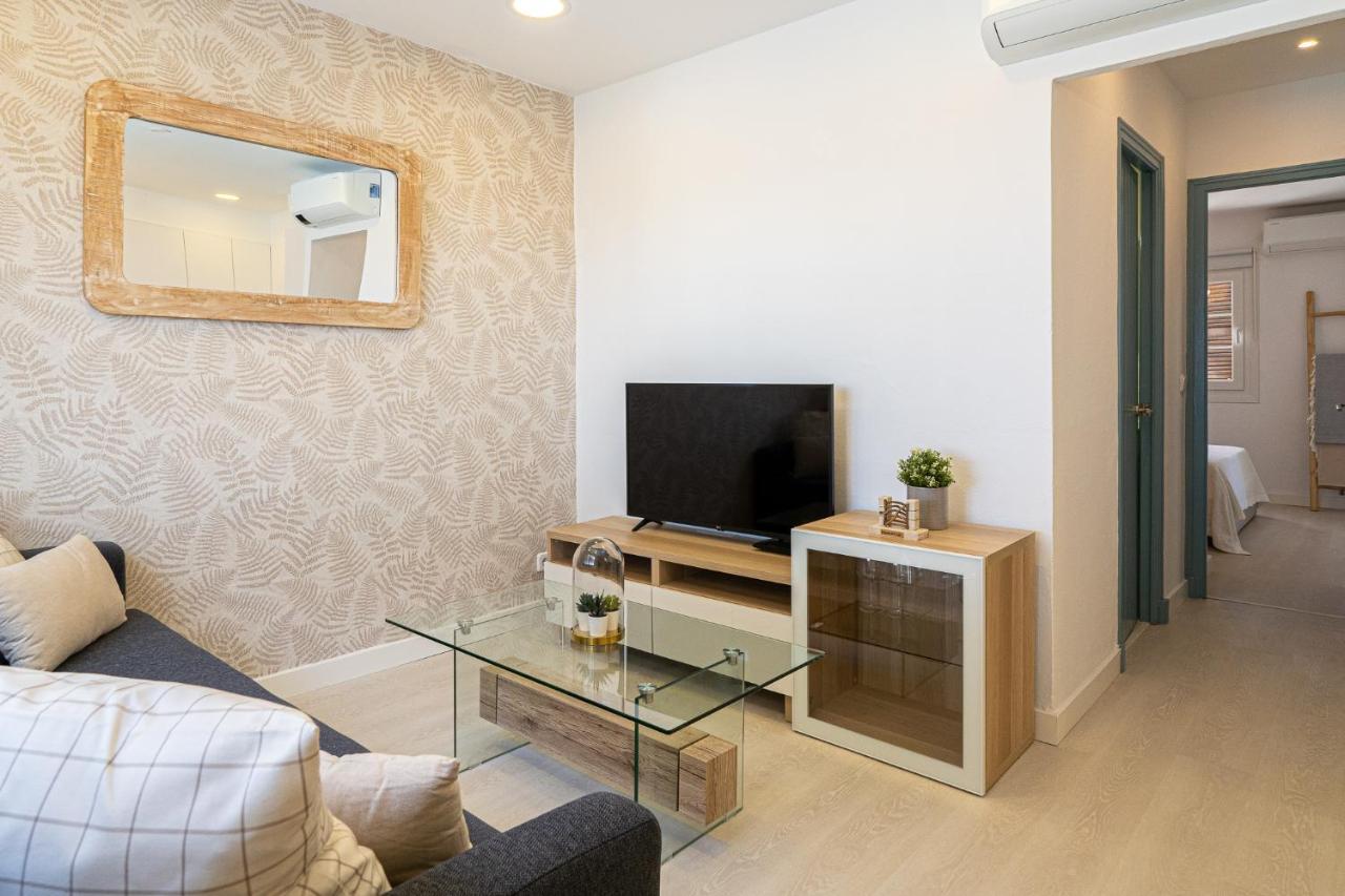 Precioso Apartamento Reformado Con Vistas A Playa Son Bou Exterior photo